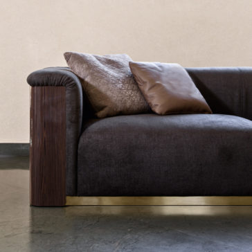 Italian Modern Walnut Veneer Designer Sofa Italian Modern Walnut Veneer Designer Sofa