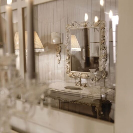 Luxurious Italian Ivory And Gold Bathroom Basin Luxurious Italian Ivory and Gold Bathroom Basin