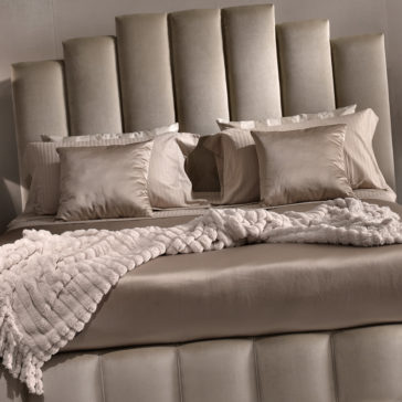 Luxury Italian Designer Velvet Upholstered Bed Luxury Italian Designer Velvet Upholstered Bed