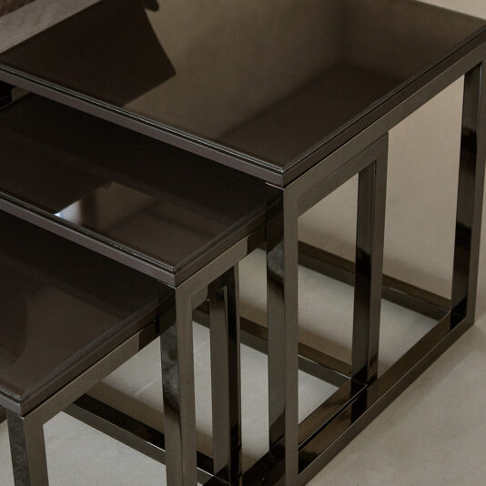 Modern Designer Italian Glass Side Table Nest Modern Designer Italian Glass Side Table Nest