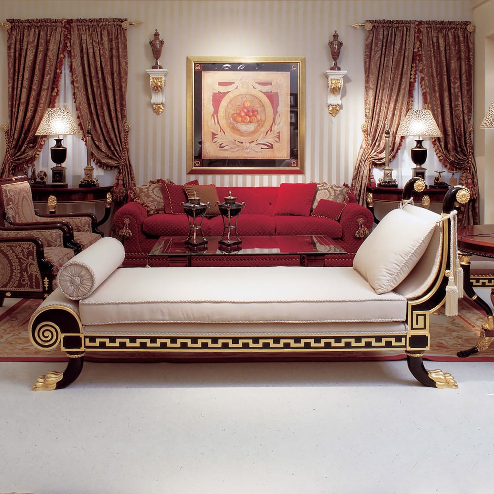 Neoclassical Upholstered Chaise Longue