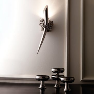 Small Contemporary Italian Silver Wall Light Small Contemporary Italian Silver Wall Light