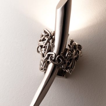 Small Contemporary Italian Silver Wall Light Small Contemporary Italian Silver Wall Light