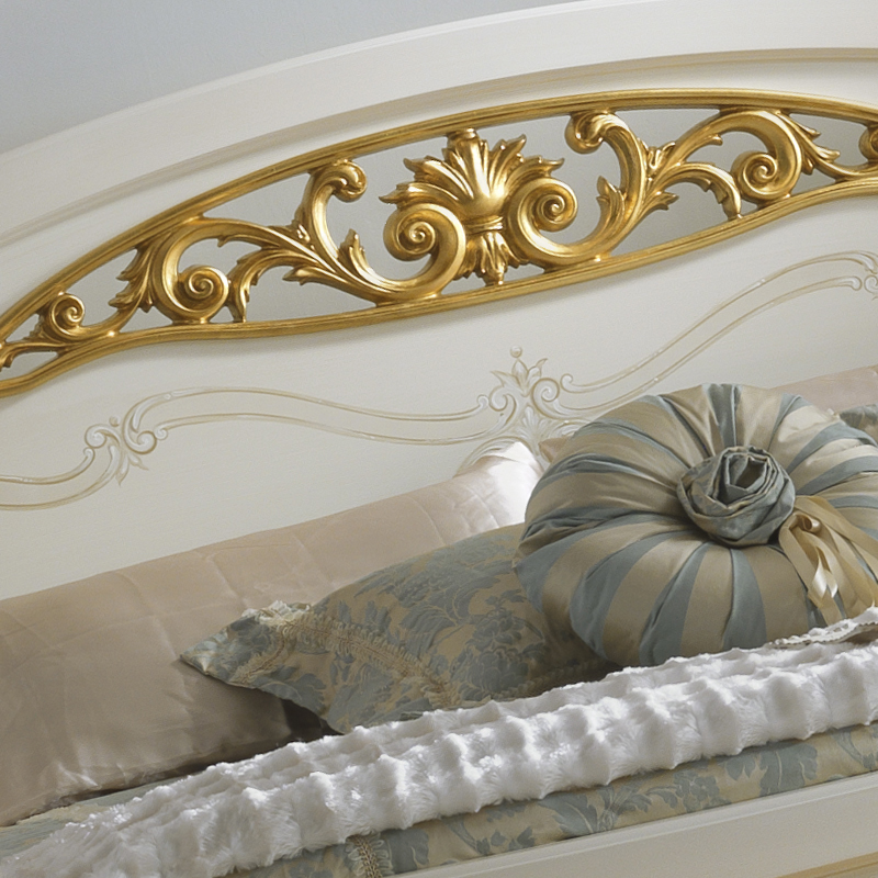 Italian White and Gold Leaf Elaborately Carved Bed