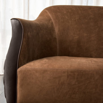 High End Designer Two-Tone Leather Sofa High End Designer Two-Tone Leather Sofa