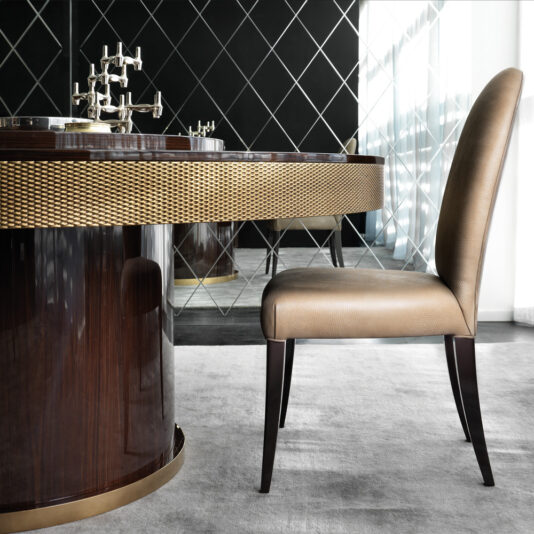 Round Walnut Veneer Italian Designer Dining Set Round Walnut Veneer Italian Designer Dining Set