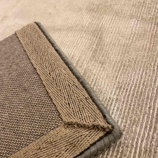 High Quality Hand Woven Rug