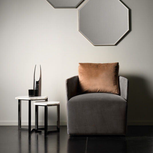 Italian Designer Nest Of Marble Coffee Tables Italian Designer Nest Of Marble Coffee Tables