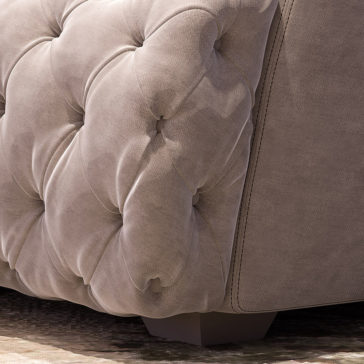 Luxury Designer Italian Button Upholstered Armchair Luxury Designer Italian Button Upholstered Armchair