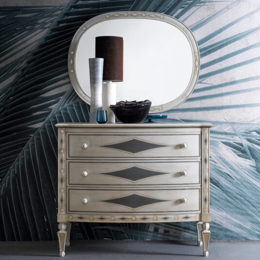 Luxury Designer Italian Oval Wall Mirror Luxury Designer Italian Oval Wall Mirror