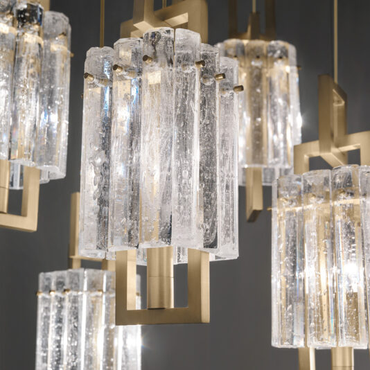 Modern Rock Crystal Inspired Suspension Light Modern Rock Crystal Inspired Suspension Light