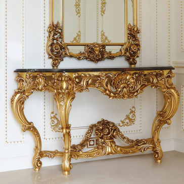 Elegant Italian Baroque Antique Gold Console And Mirror