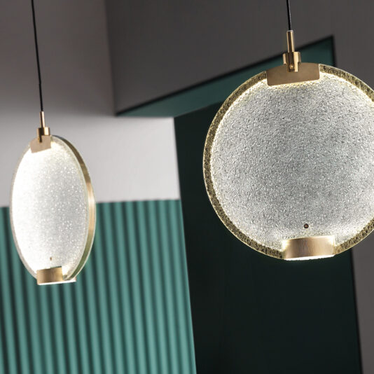 Modern Round Coloured Glass Diffuser Pendant Set Modern Round Coloured Glass Diffuser Pendant Set