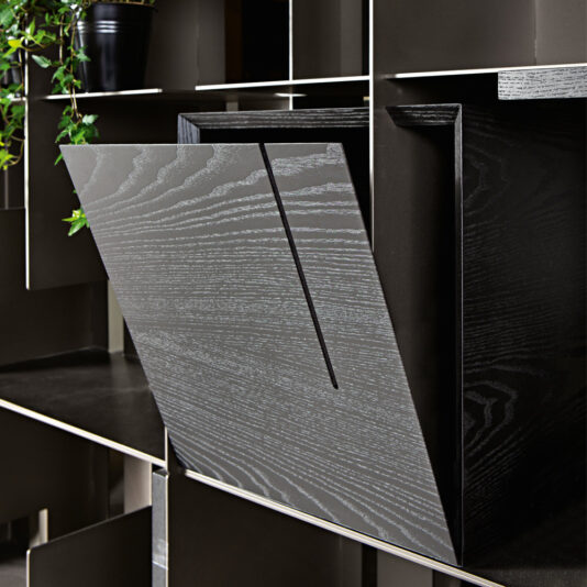 High End Designer Italian Freestanding Modular Book Shelf High End Designer Italian Freestanding Modular Book Shelf