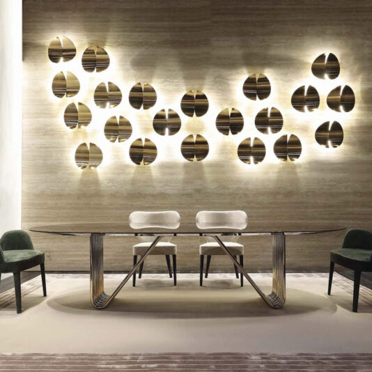 Contemporary Italian Designer Oval Glass Dining Table Contemporary Italian Designer Oval Glass Dining Table