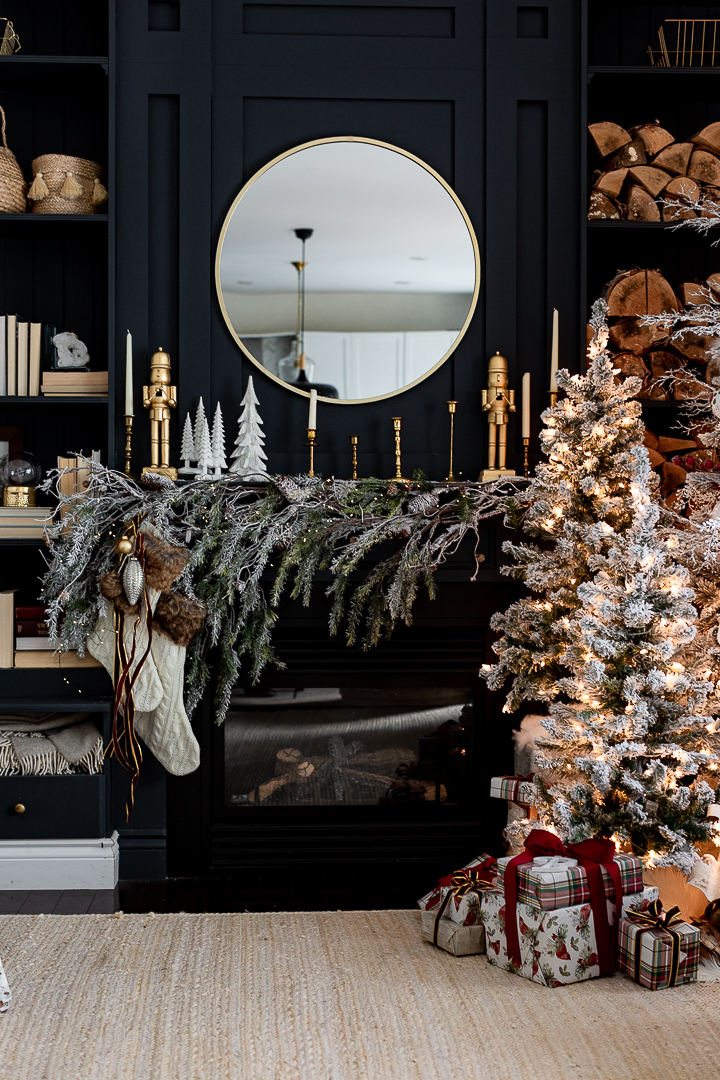 Christmas decor, Craftberry Bush, decorated mantelpiece