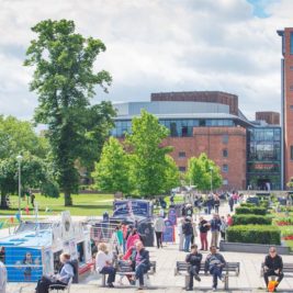 Staycation Stratford upon Avon, view of Royal Shakespeare Theatre, Bancroft Gardens