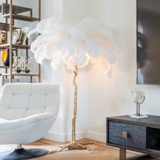 Striking Palm Tree Floor Lamp With White Feathers
