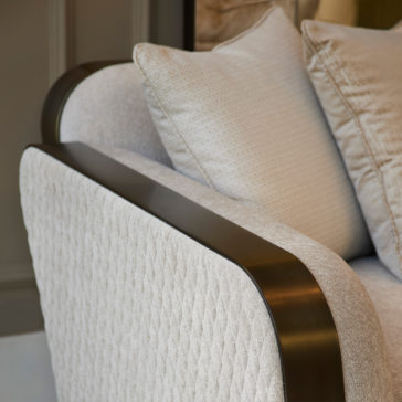 Luxury Contemporary Quilted Sofa Luxury Contemporary Quilted Sofa