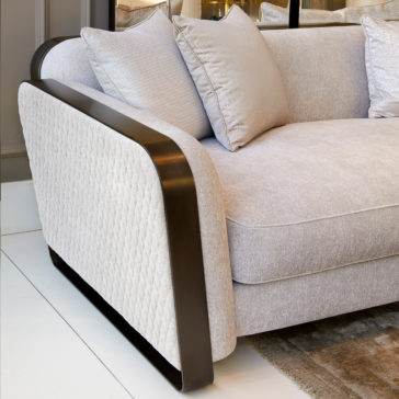 Luxury Contemporary Quilted Sofa Luxury Contemporary Quilted Sofa