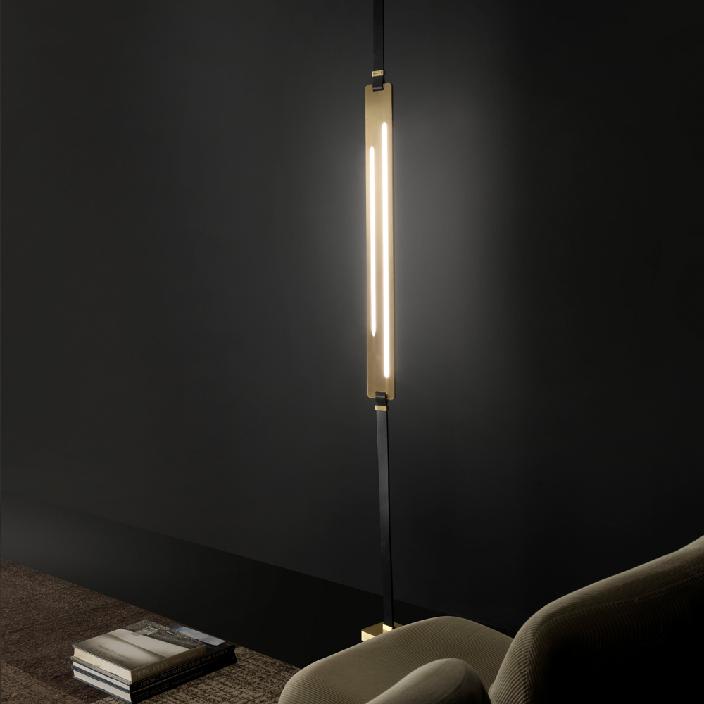 Contemporary Vertical Floor To Ceiling Lamp