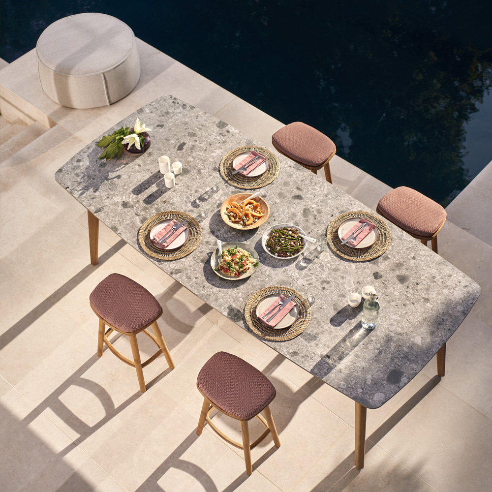 Contemporary Outdoor High Bar Style Dining Set