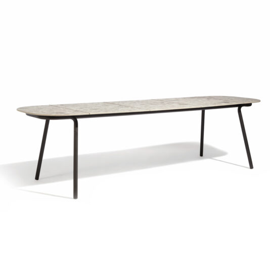 Luxury Garden Dining Table And Chairs