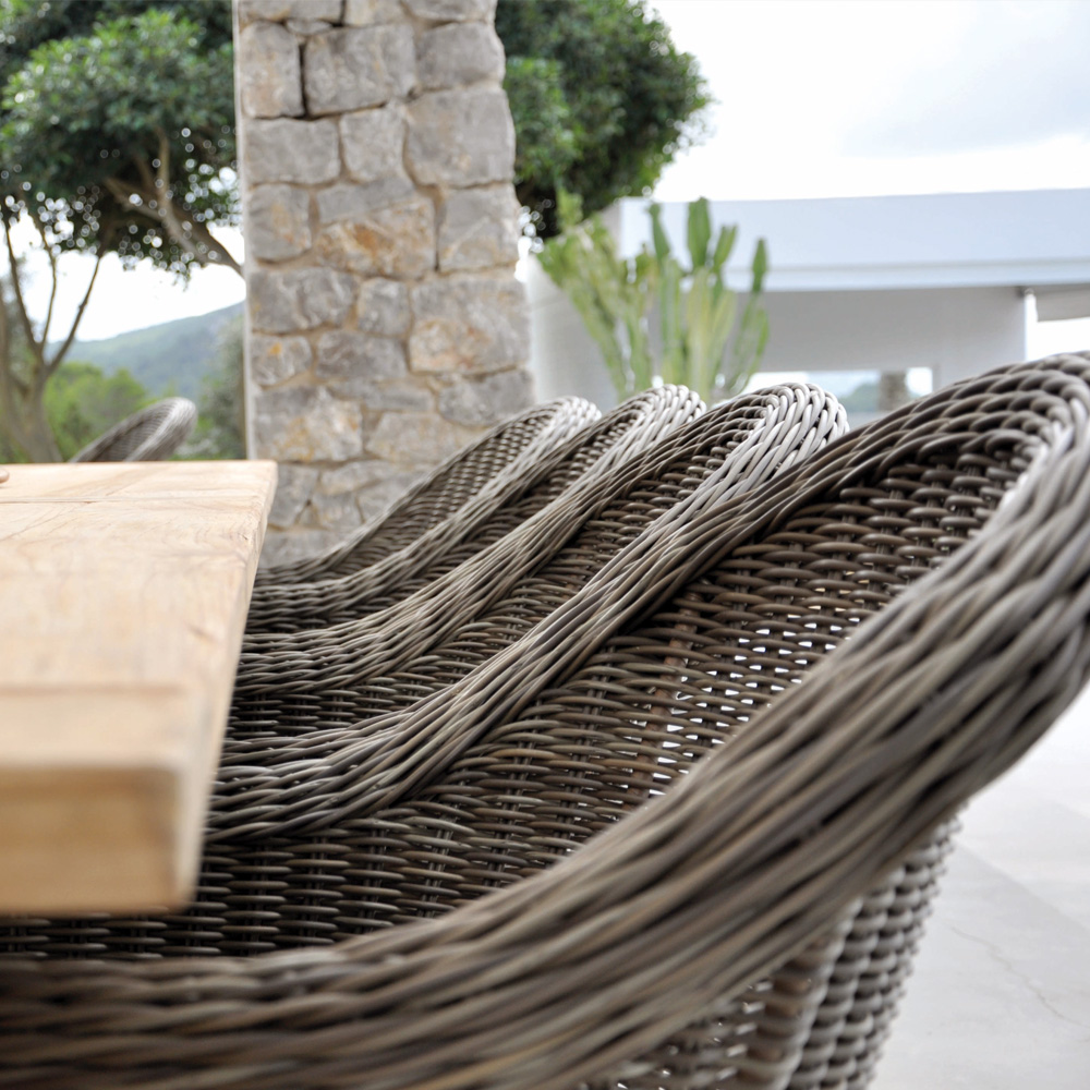 Luxury Wicker Style Outdoor Dining Chair