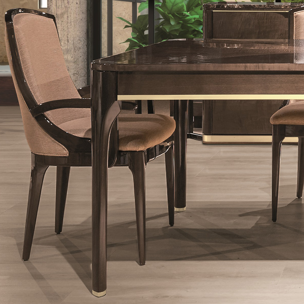 Modern Maple Extendable Dining Table