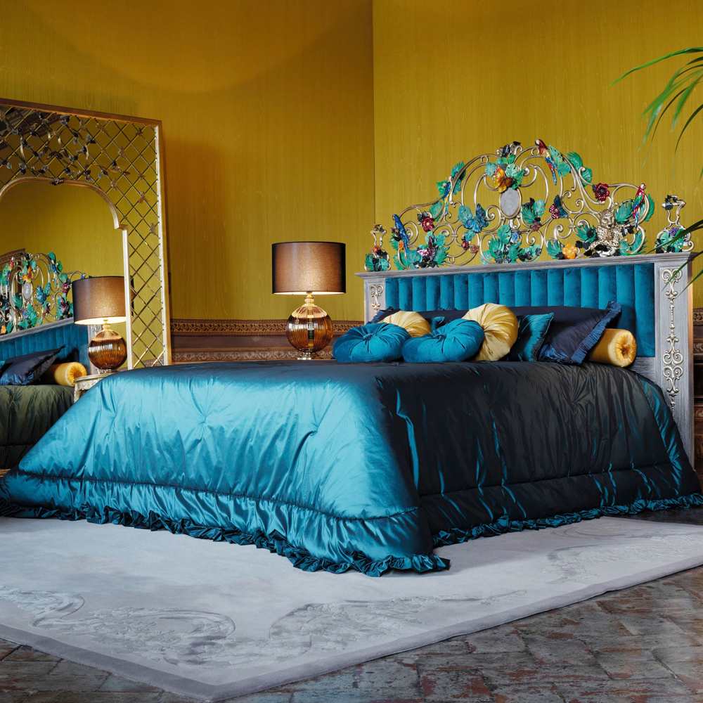 High End Venetian Style Tropical Brass Bed