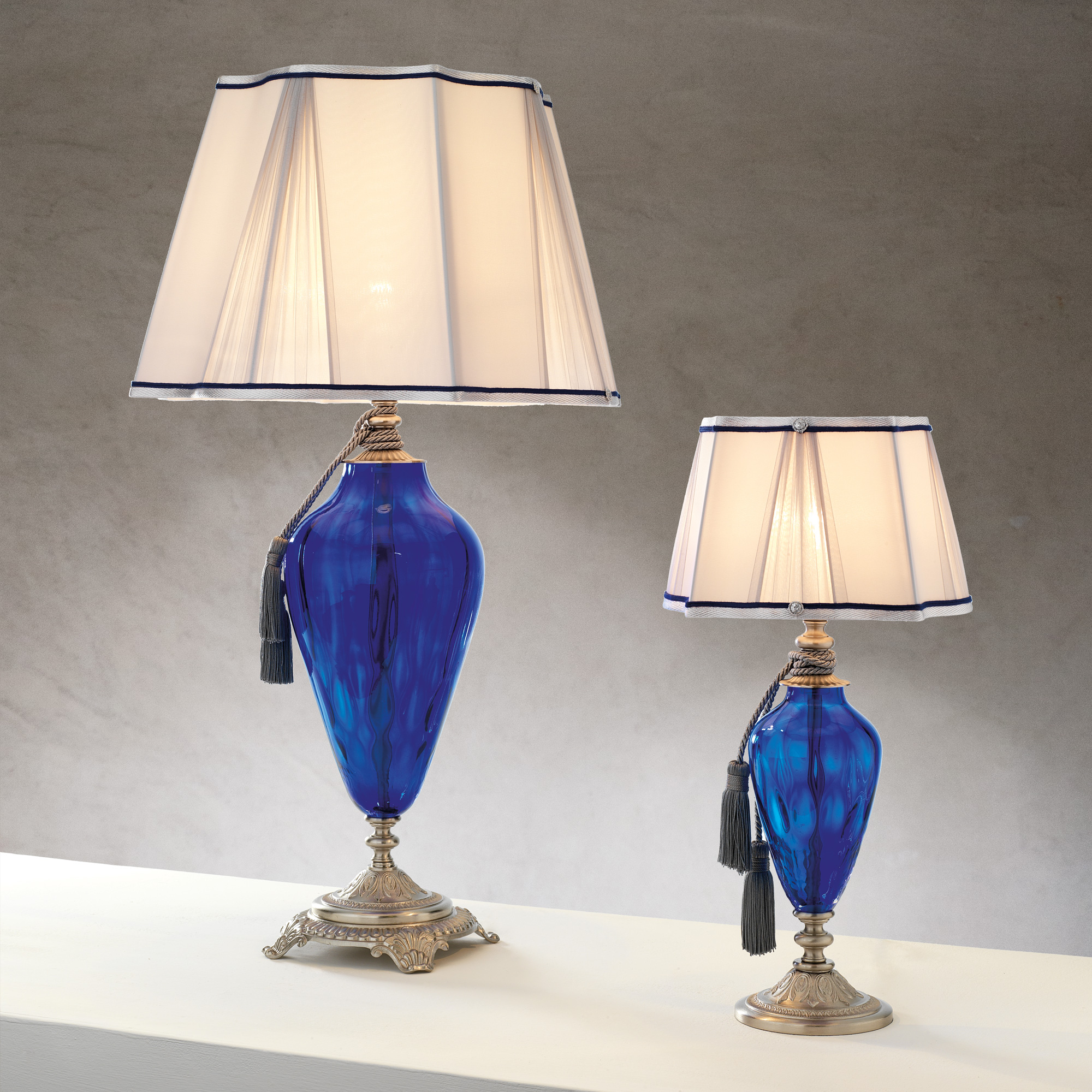 Traditional Style Dimpled Blue Glass Table Lamp