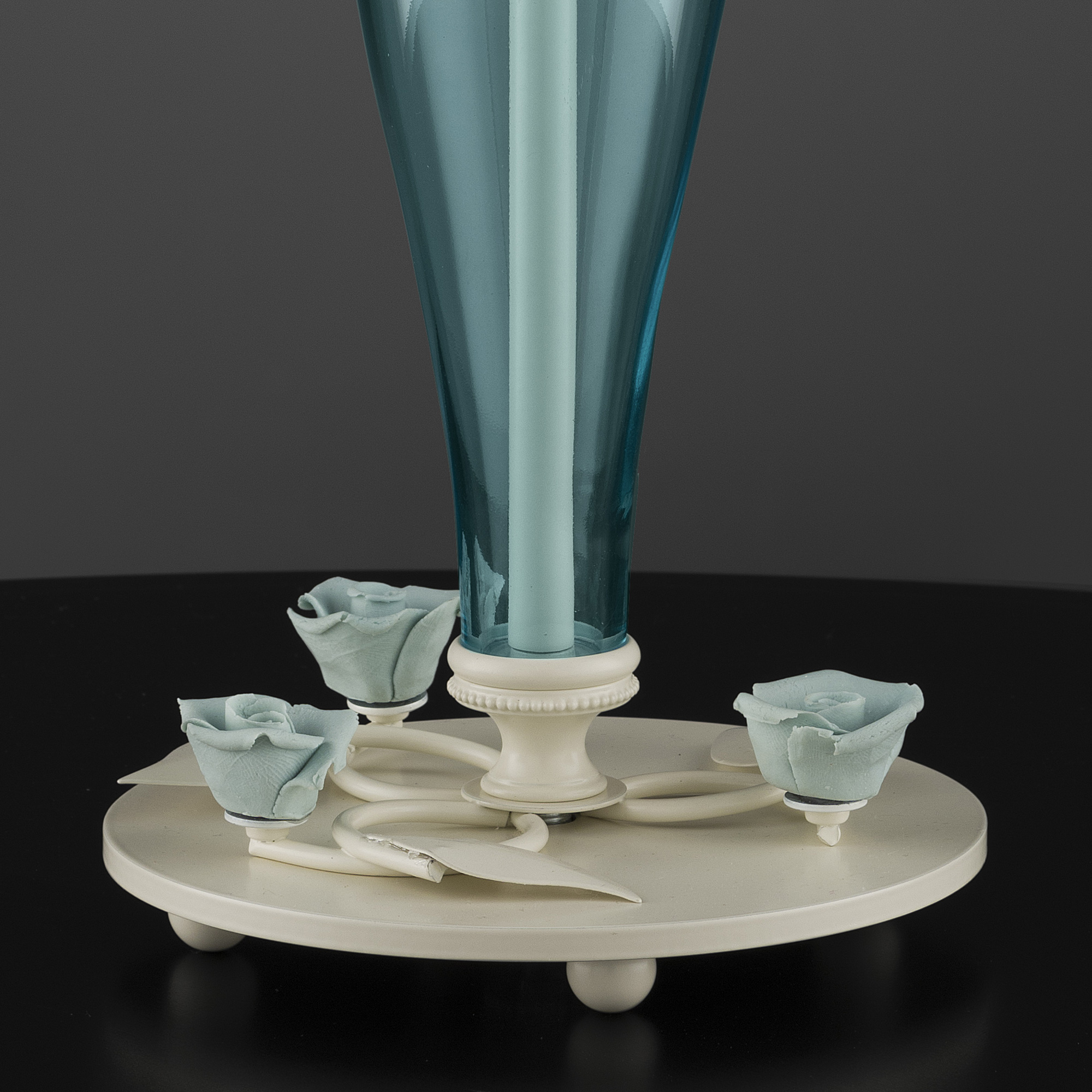 High End Porcelain Rose Table Lamp - Juliettes Interiors